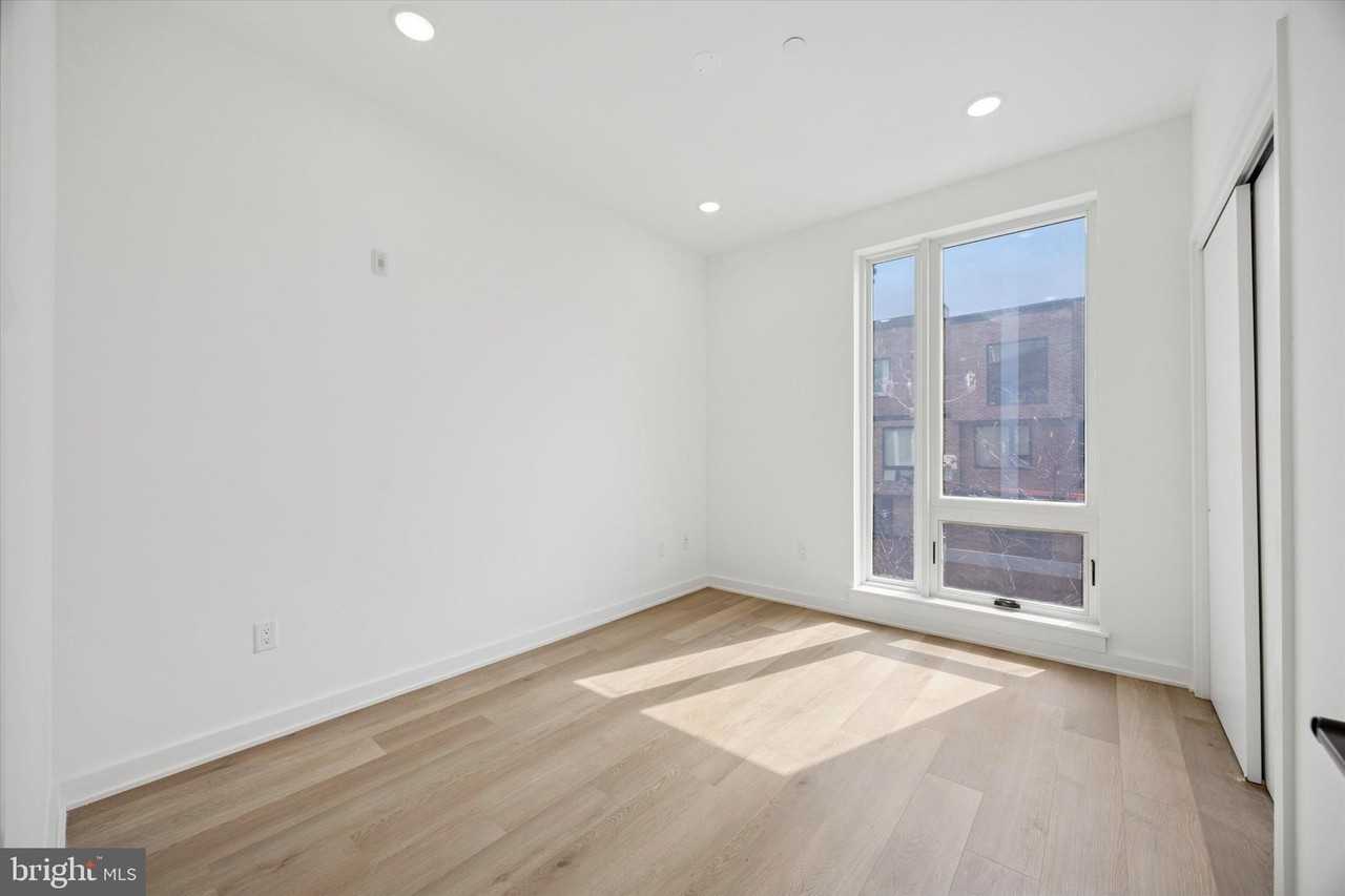 2020 Frankford Ave #306 - Photo 7 of 14