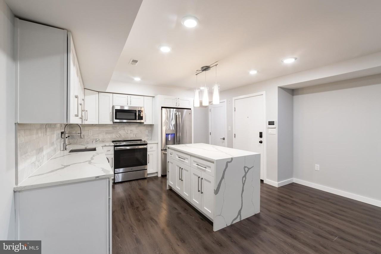751 N 20th St #1 - Photo 7 of 21