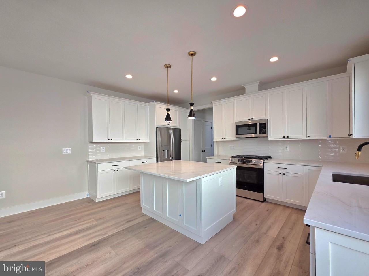 41 E Reed Ave - Photo 7 of 31