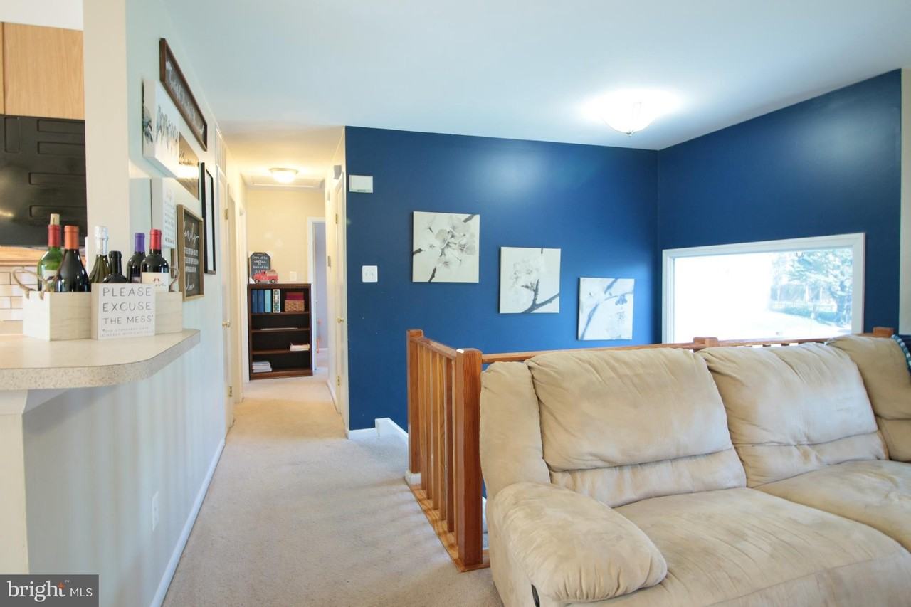 7224 Princess Anne Ct - Photo 4 of 22