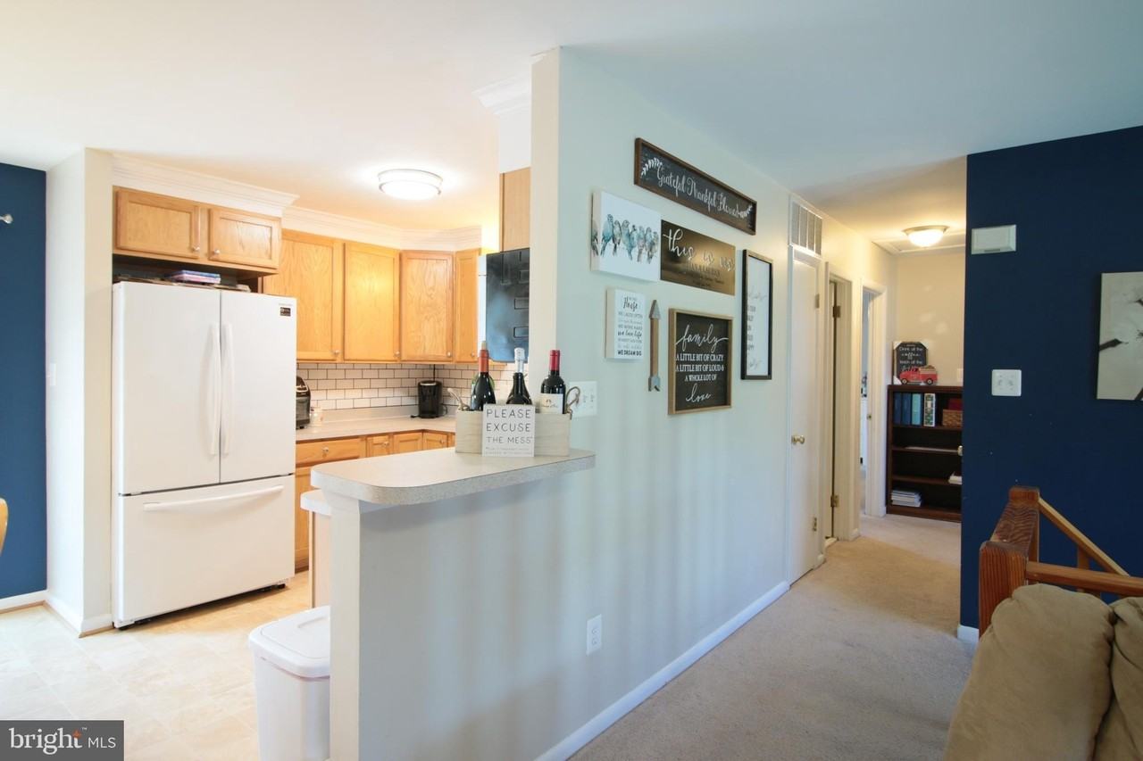 7224 Princess Anne Ct - Photo 6 of 22