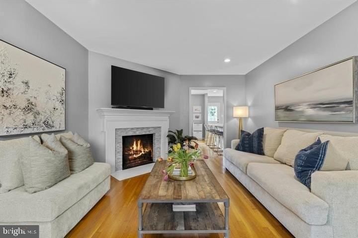 6707 Melrose Dr - Photo 2 of 31