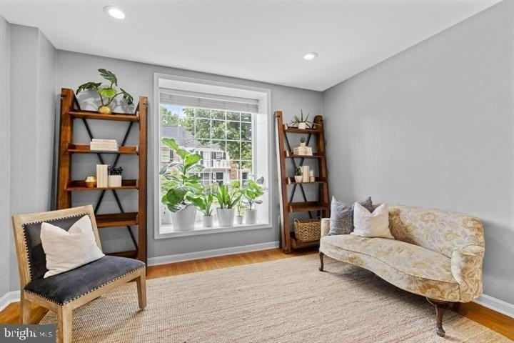 6707 Melrose Dr - Photo 4 of 31