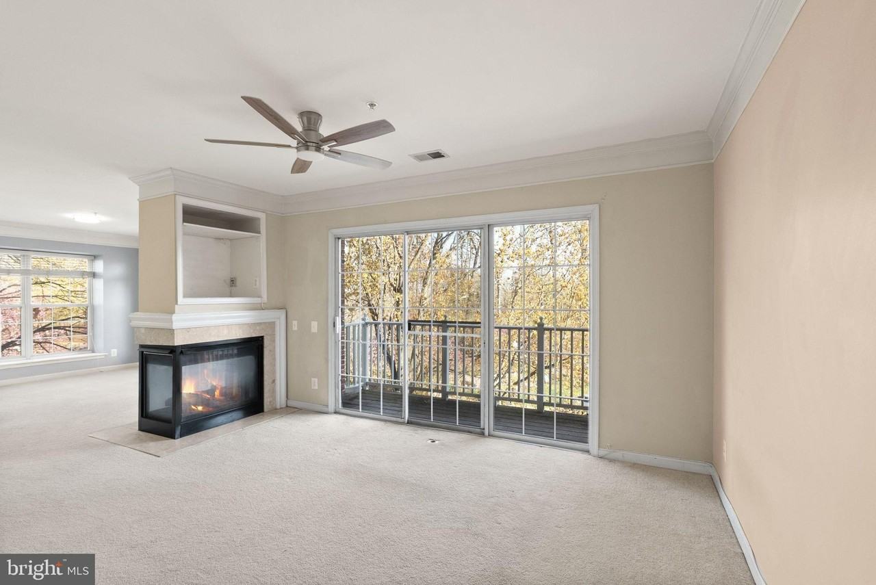 12739 Fair Crest Ct #301 - Photo 6 of 34