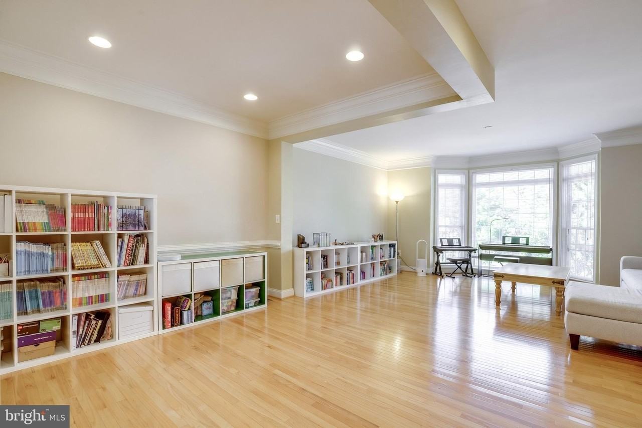13445 Wood Lilly Ln - Photo 6 of 24
