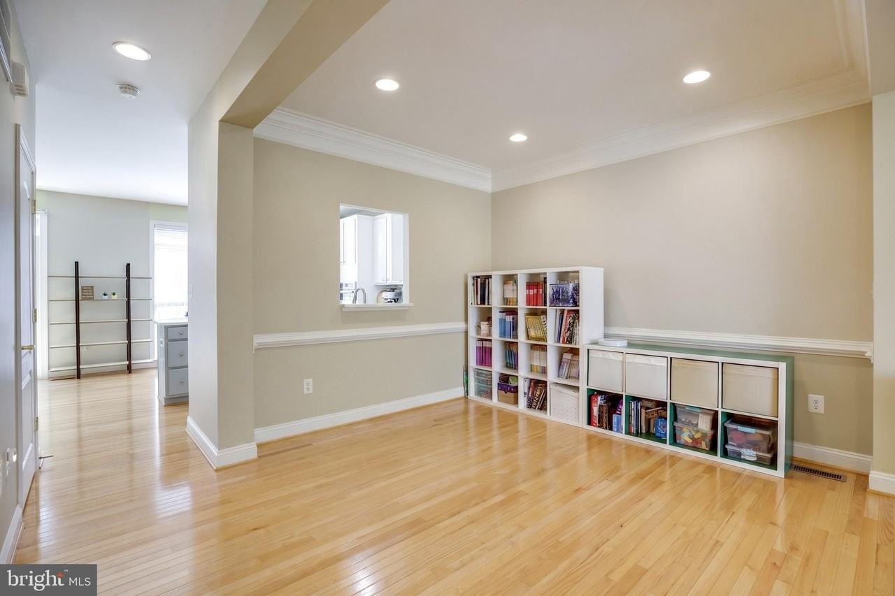 13445 Wood Lilly Ln - Photo 7 of 24