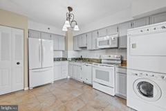 3709 S George Mason Dr - Photo 1 of 1