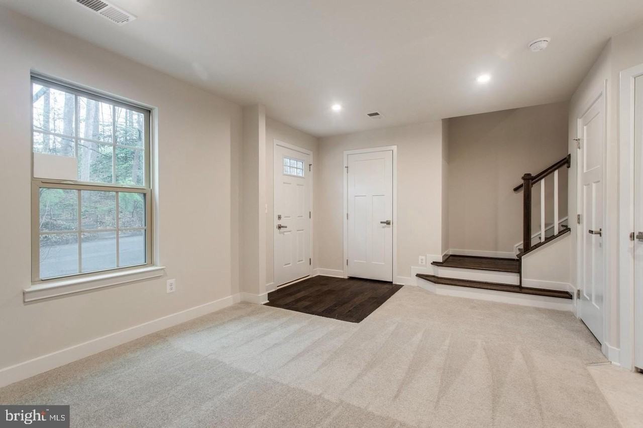 4515 Joseph Bristow Ln - Photo 3 of 15