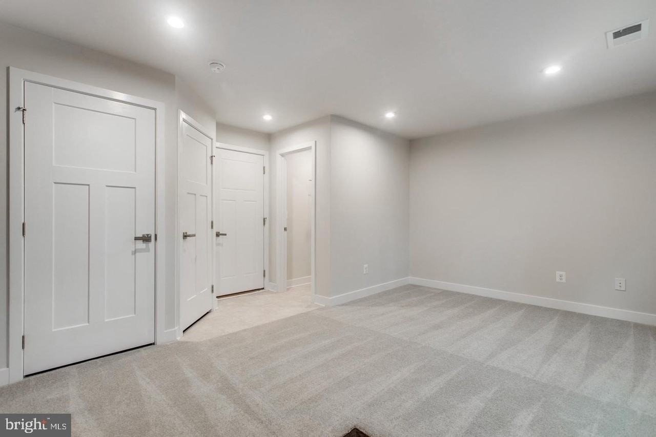 4515 Joseph Bristow Ln - Photo 5 of 15