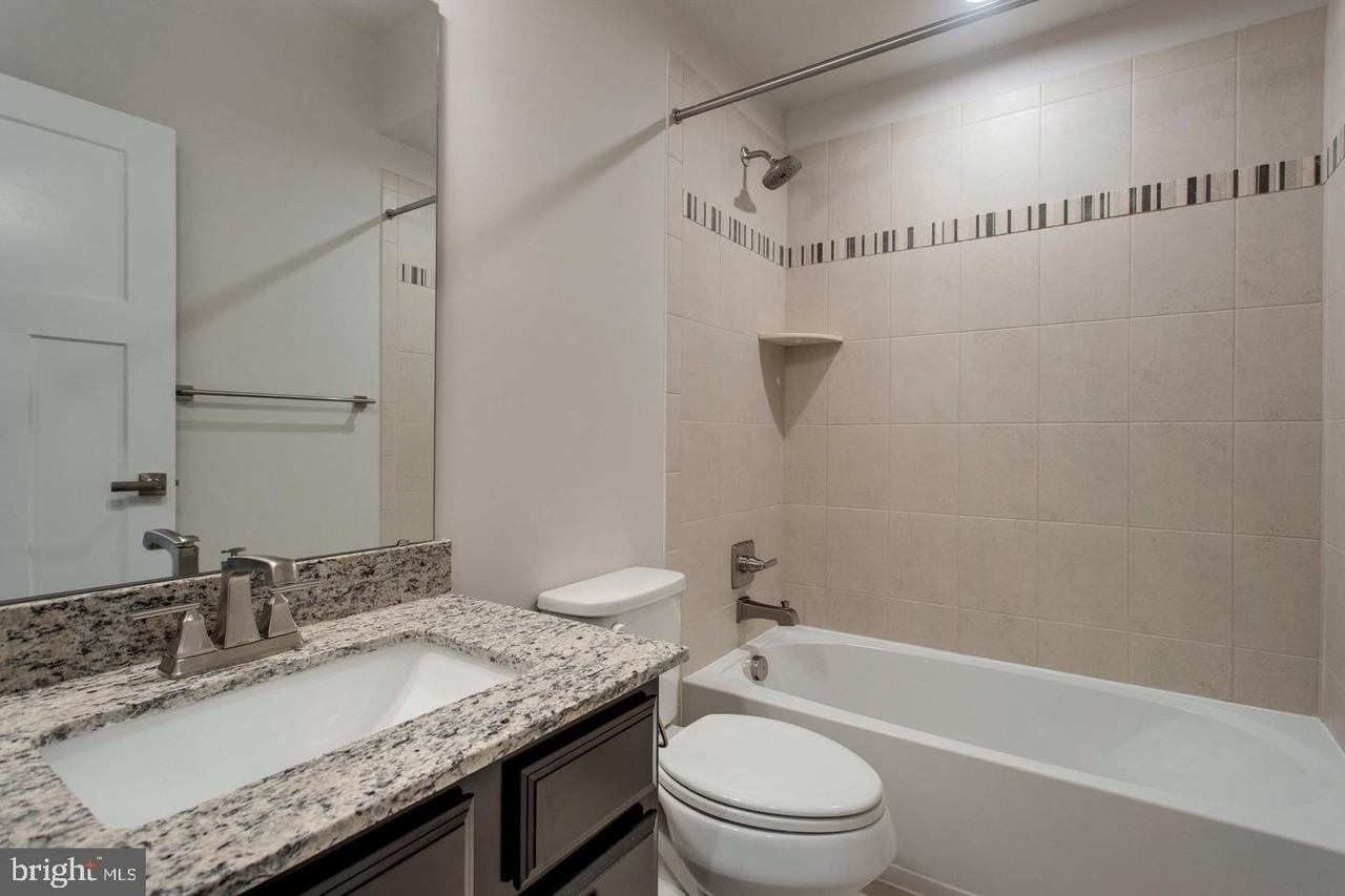 4515 Joseph Bristow Ln - Photo 7 of 15