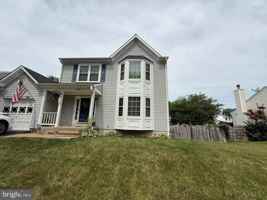 featured image of 14696 Stratford Dr