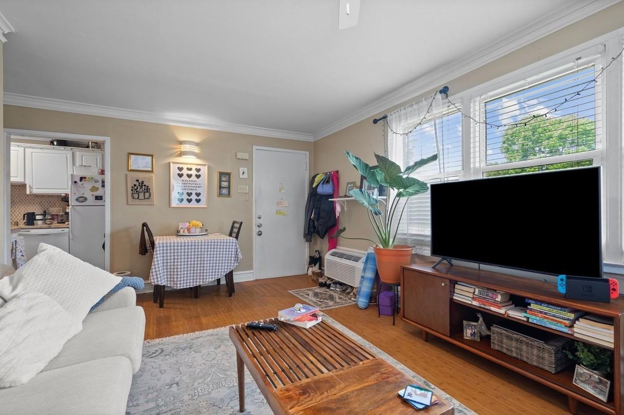 635 Daniels St #A - Photo 6 of 34
