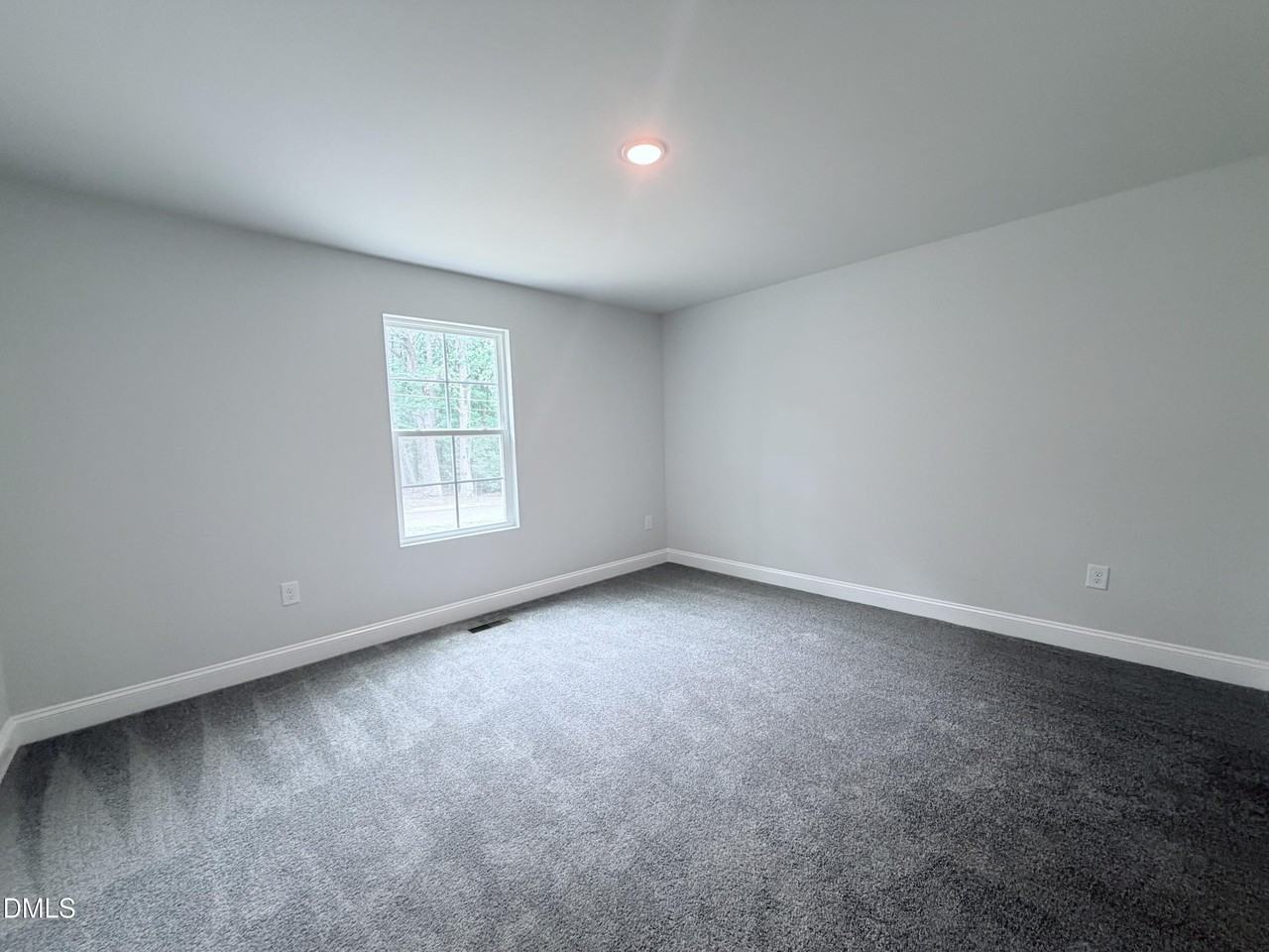824 Roane St - Photo 2 of 16