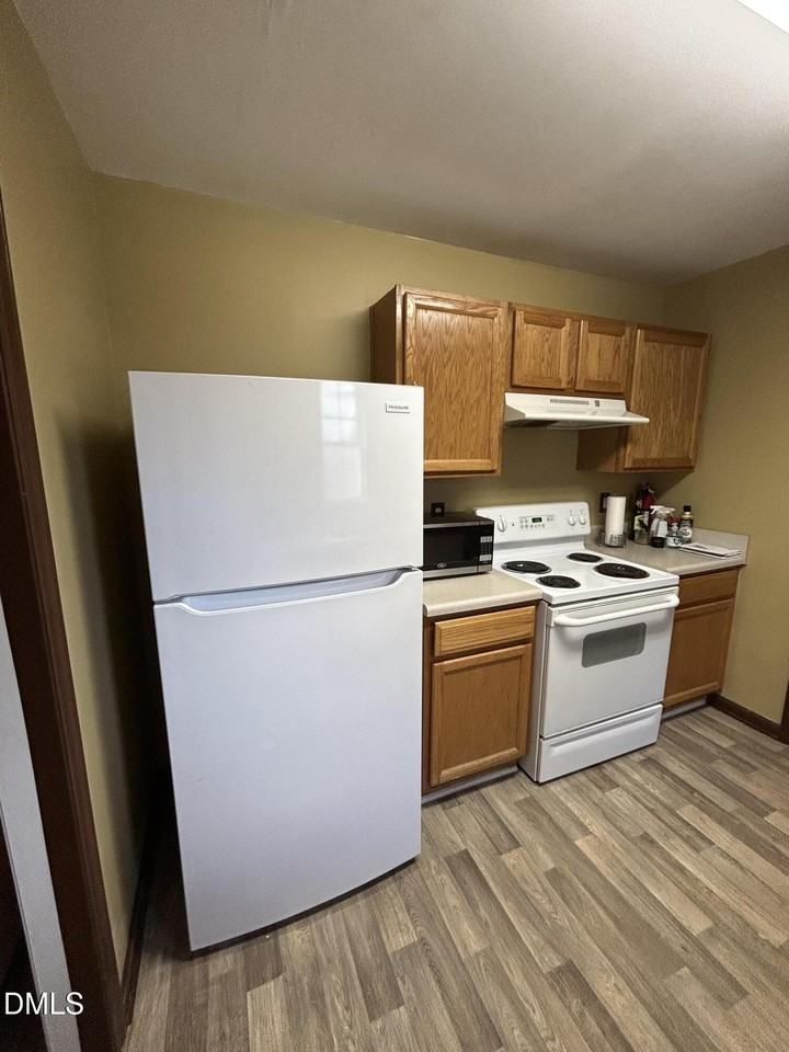 5418 Gunnette Dr - Photo 2 of 11