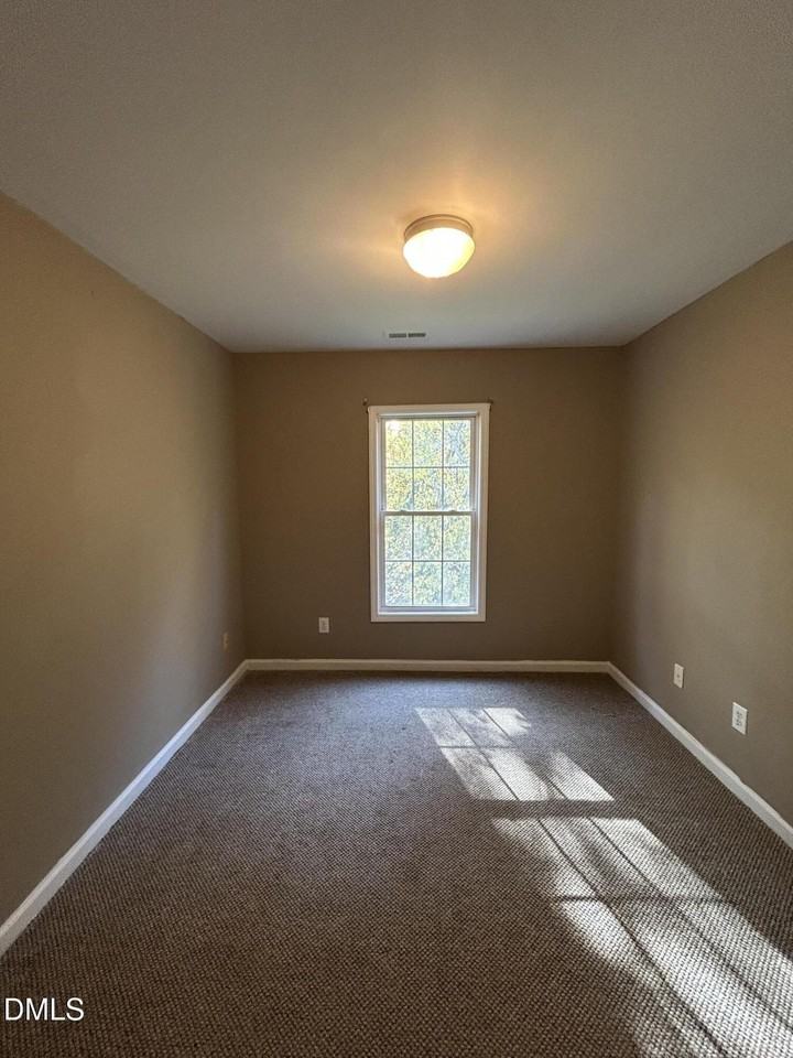 5418 Gunnette Dr - Photo 6 of 11