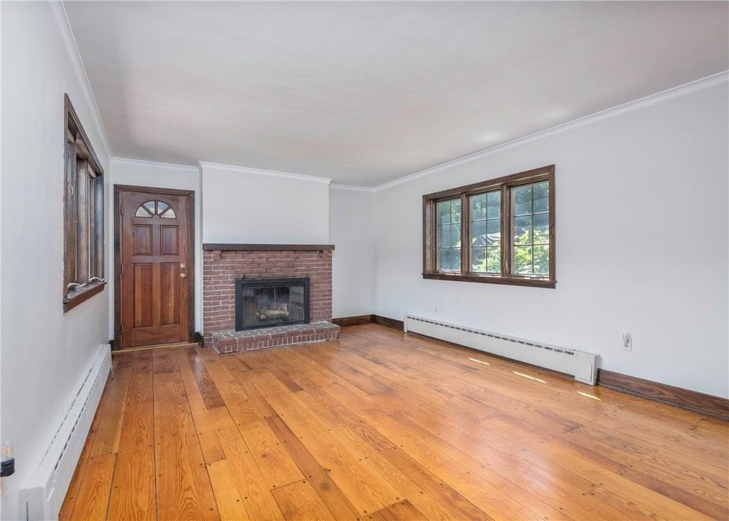 215 Brookside Blvd - Photo 4 of 22