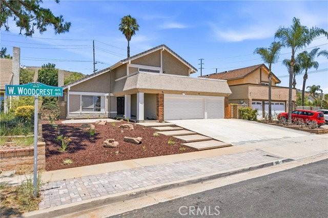 845 Woodcrest Ave - Photo 3 of 8