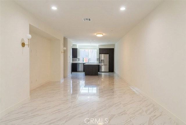 248 Rockefeller - Photo 6 of 8