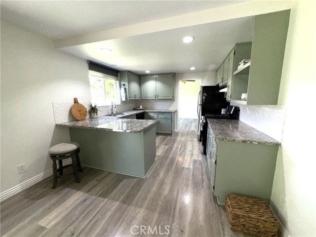 6911 Laurelhurst Dr - Photo 3 of 7