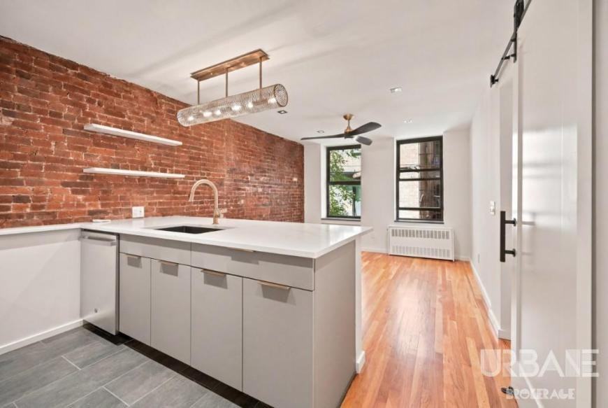 35 Grove St