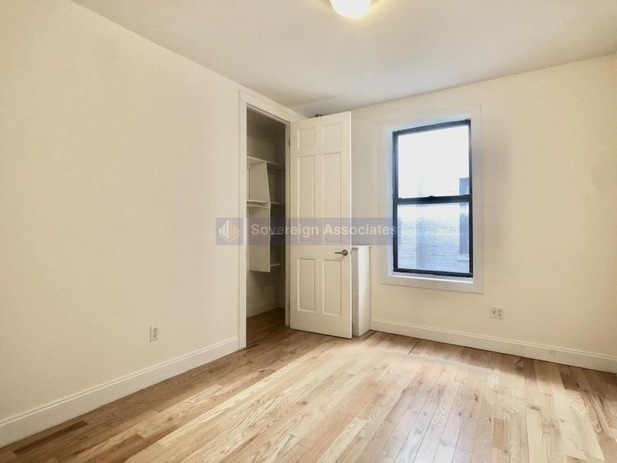 270 Fort Washington Ave - Photo 3 of 10