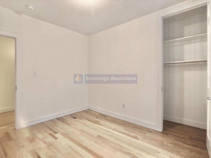 270 Fort Washington Ave - Photo 4 of 10