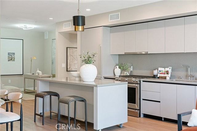 39 S Los Robles Ave #6010 - Photo 6 of 8