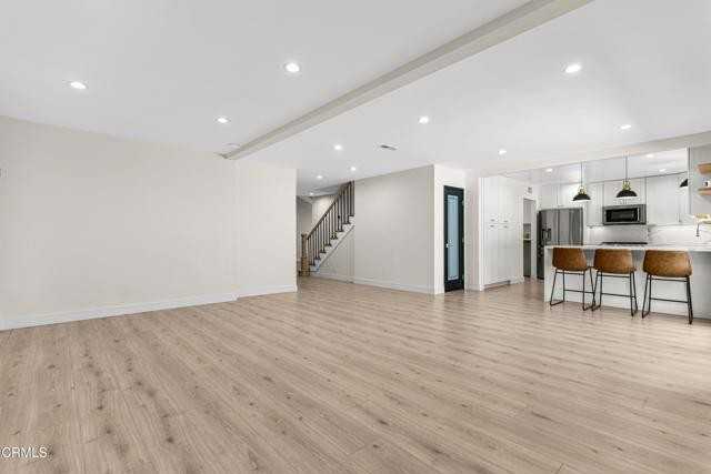 9321 Belvoir Ave - Photo 5 of 8