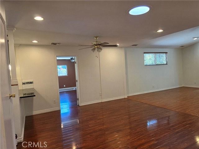 5446 Irondale Ave - Photo 7 of 8