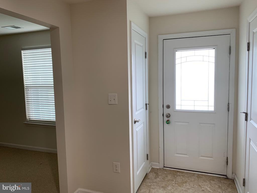 9022 Randolph Cir - Photo 2 of 22