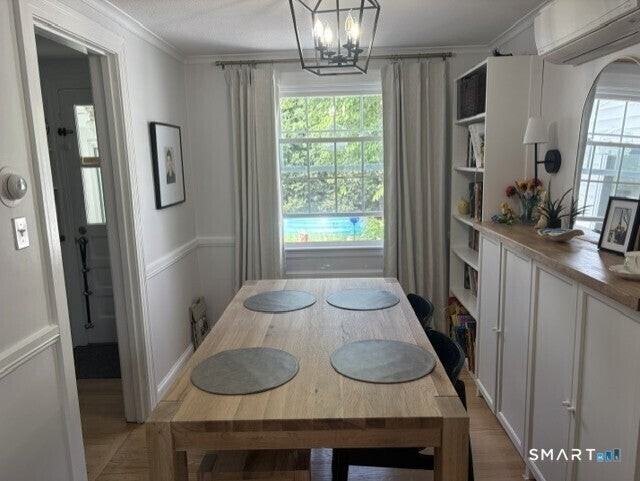 43 Farnham Rd - Photo 4 of 24