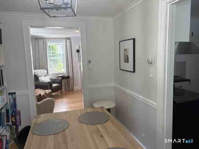 43 Farnham Rd - Photo 5 of 24