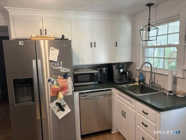 43 Farnham Rd - Photo 7 of 24