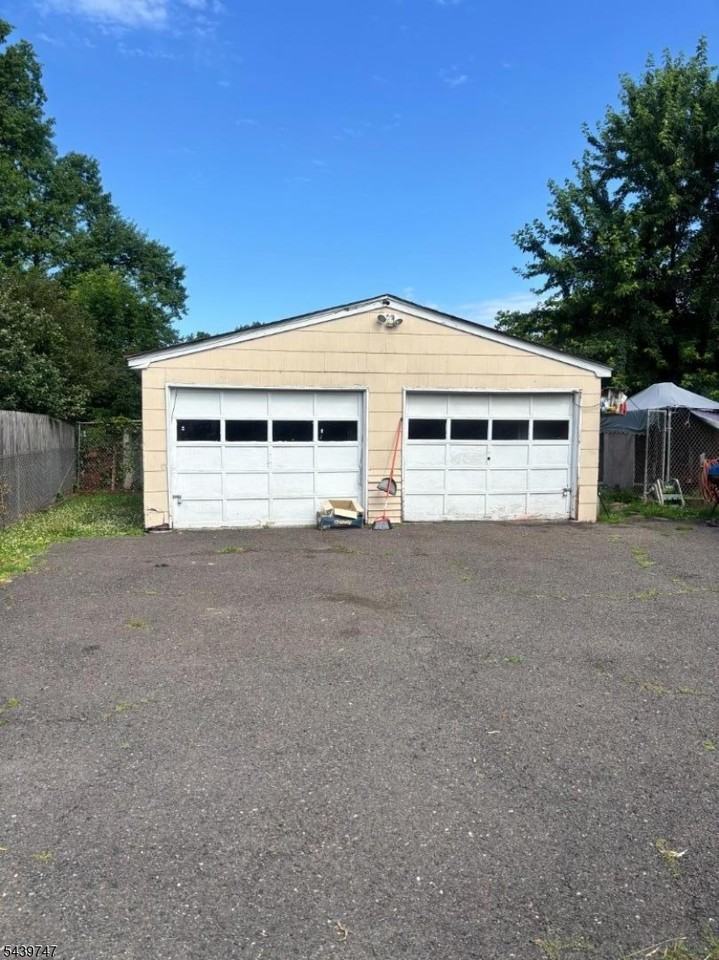 27 E Gibbons St - Photo 3 of 3
