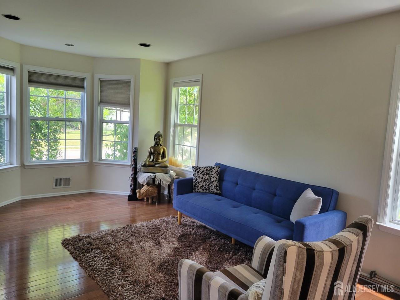 13 Airdale Dr - Photo 6 of 14