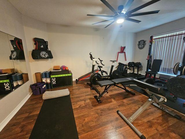 2287 Heritage Cir - Photo 7 of 32