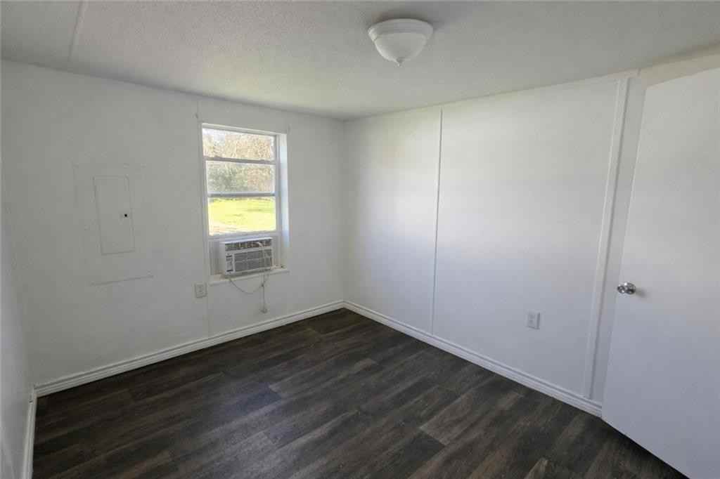 122 Stephen Ballay Ln - Photo 7 of 8