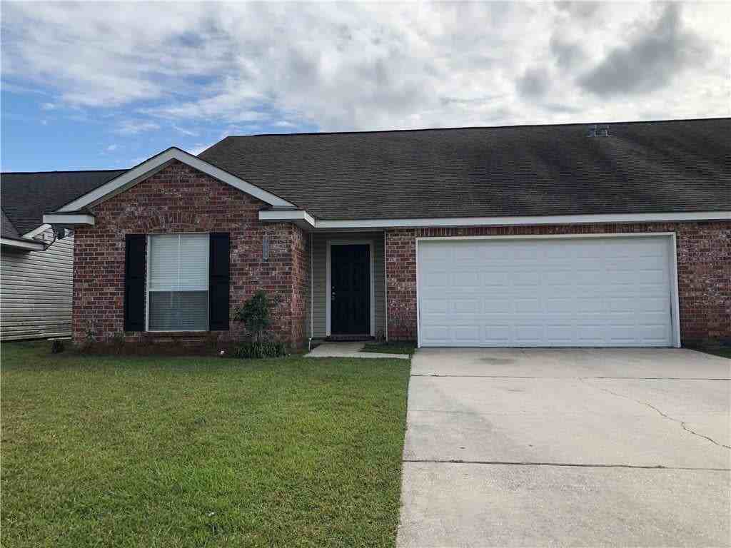 1064 Clairise Ct - Photo 2 of 29