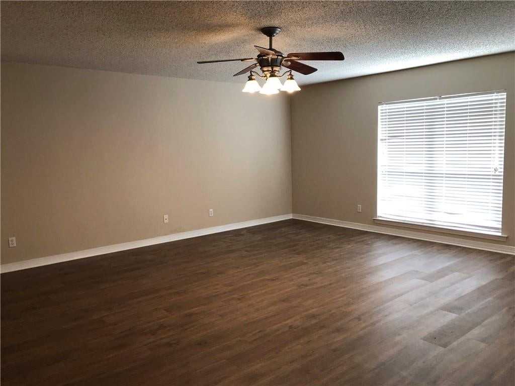 1064 Clairise Ct - Photo 7 of 29