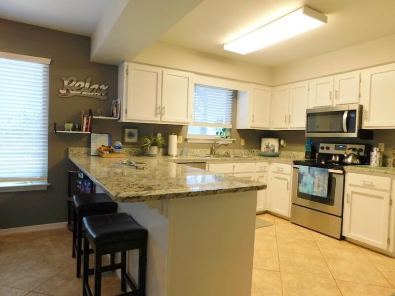 939 Ridgewood Way - Photo 2 of 50