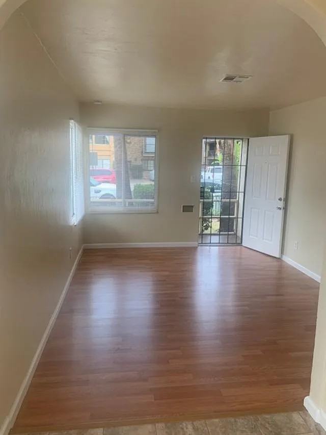 4523 51st St #4523 - Photo 5 of 17
