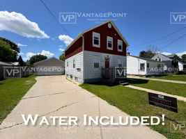 featured image of 1925 31st St Uppr #UPPER
