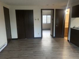 featured image of 207 S Loder Ave #B6