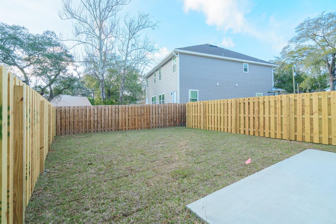 315 Allen St - Photo 5 of 47