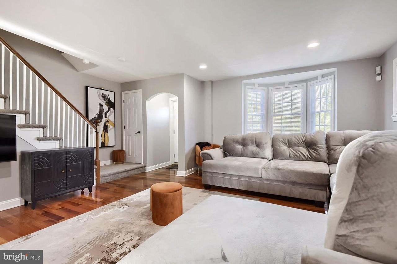 4012 Hillen Rd - Photo 3 of 14