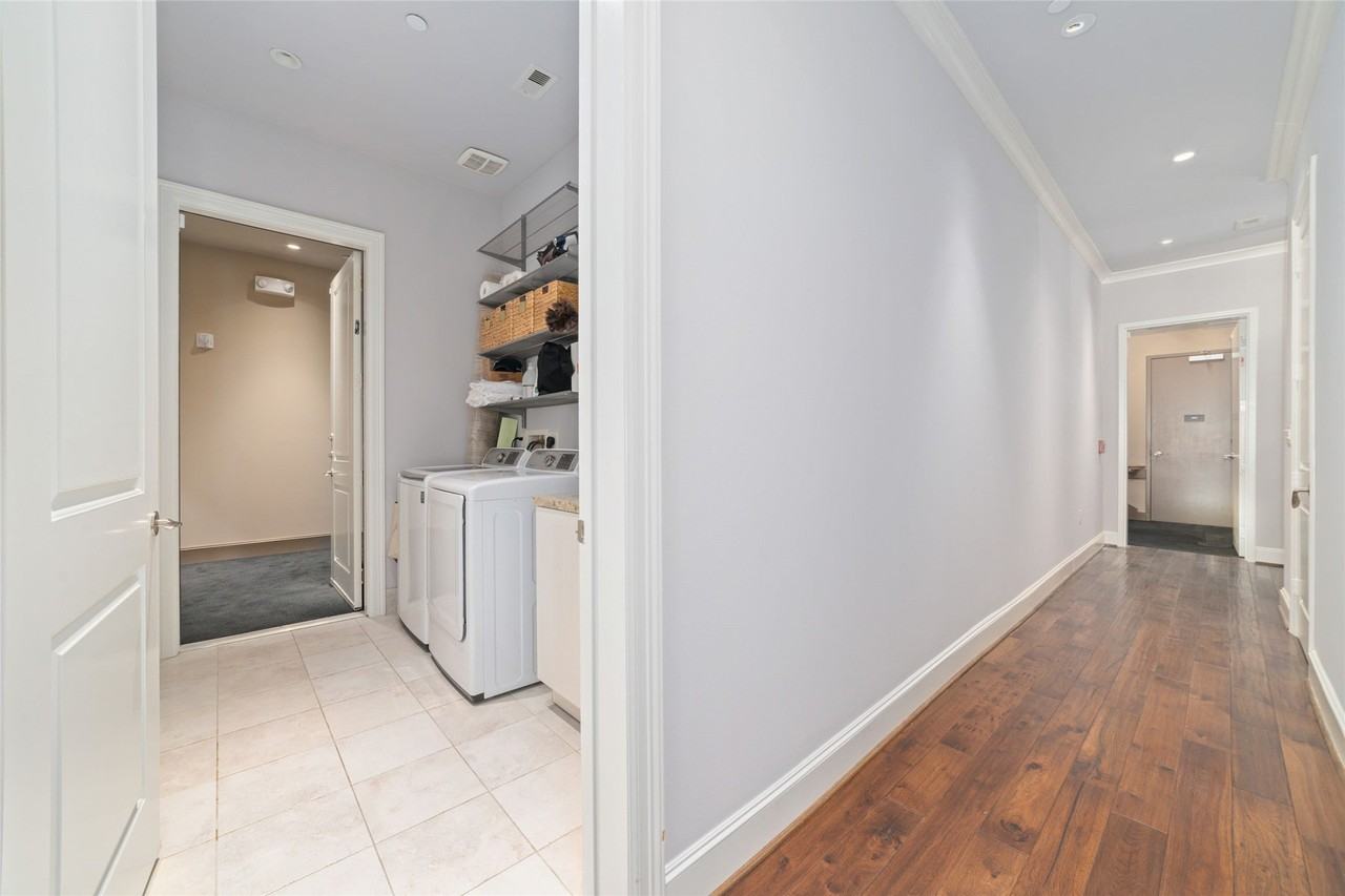 2221 Welch St - Photo 6 of 49