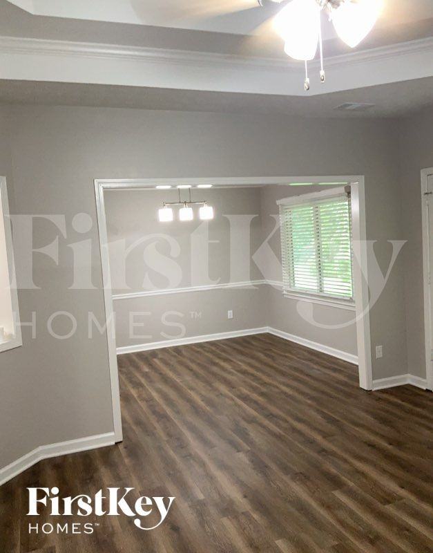 45 Sunset Ct - Photo 3 of 10