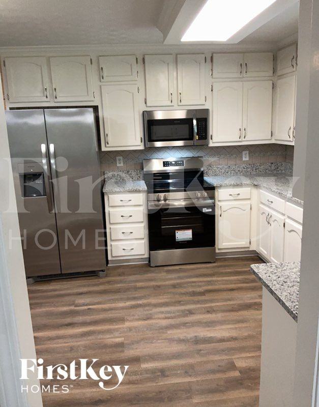 45 Sunset Ct - Photo 5 of 10