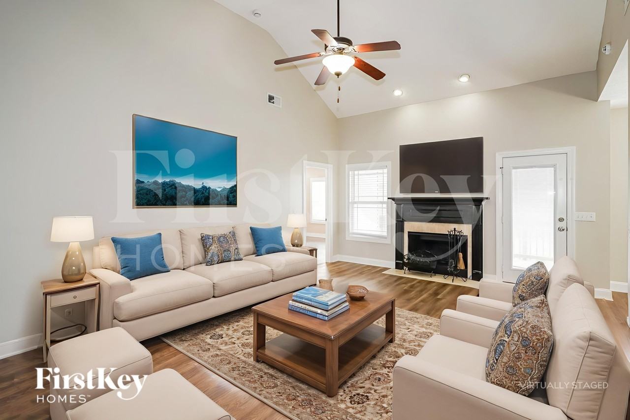 848 Cherry Blossom Ln - Photo 3 of 19