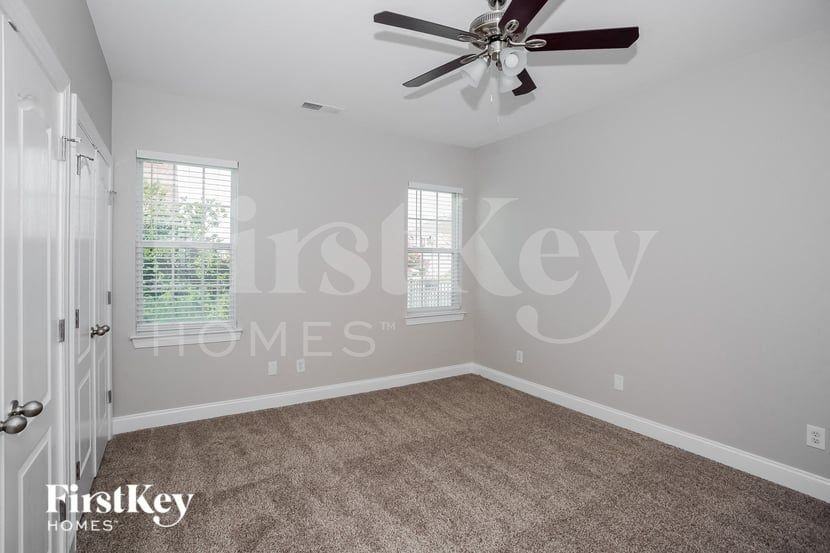 1391 Napa St Nw - Photo 6 of 15